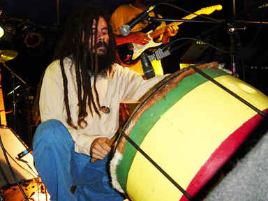 max3.jpg (163237 bytes)